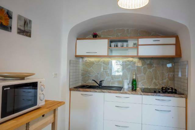 Season4All Apartments Mali Lošinj Dış mekan fotoğraf